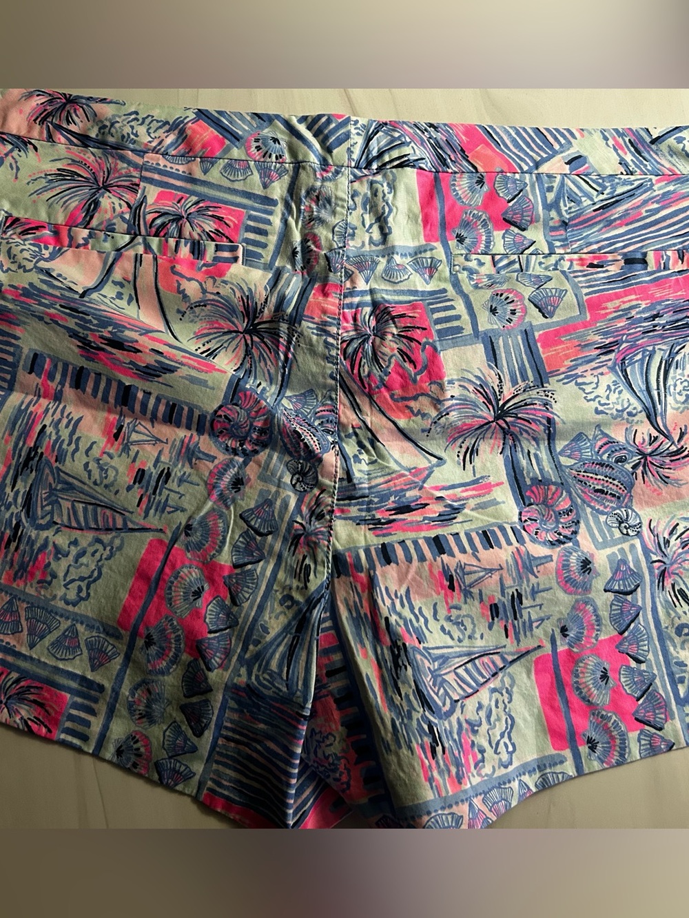 Lilly Pulitzer Adie Ruffle Pocket Shorts Blue Print Size 16 - Picture 3 of 6